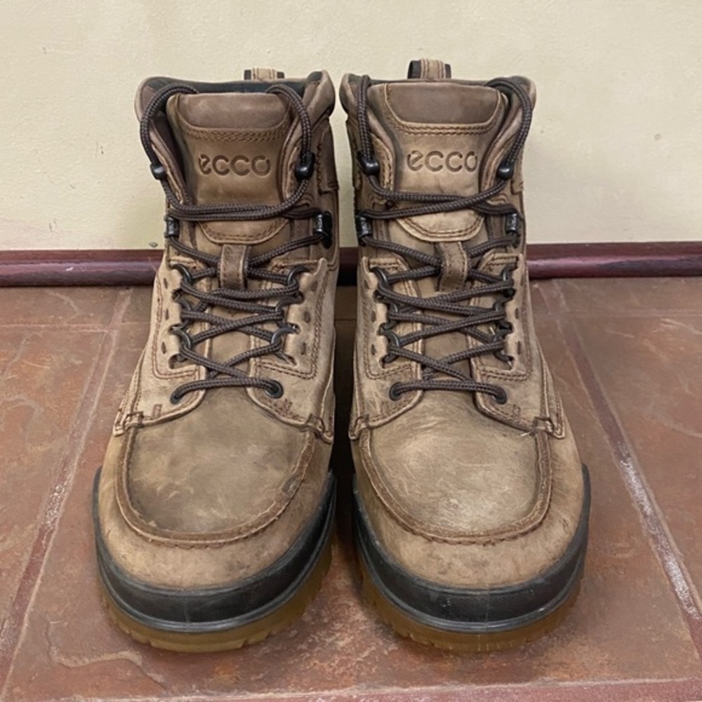 Ecco Track 25 Waterproof Boot (Men)